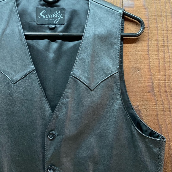 Scully vintage genuine leather classic black button down vest - Picture 3 of 15